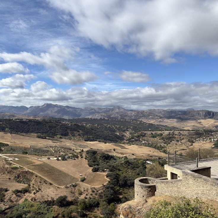 Outdoor terrace seating suitable for families in Mountain View